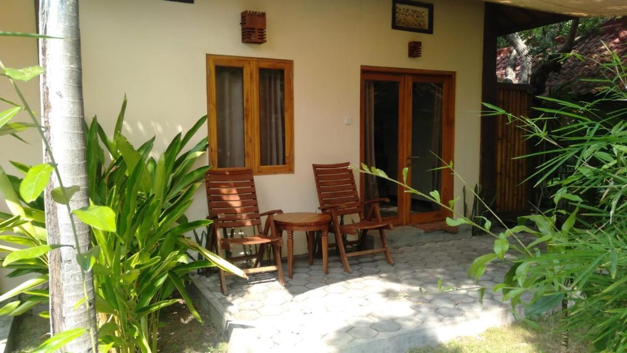 Batu Ampar Menjangan Hotel Banyuwedang Exterior photo