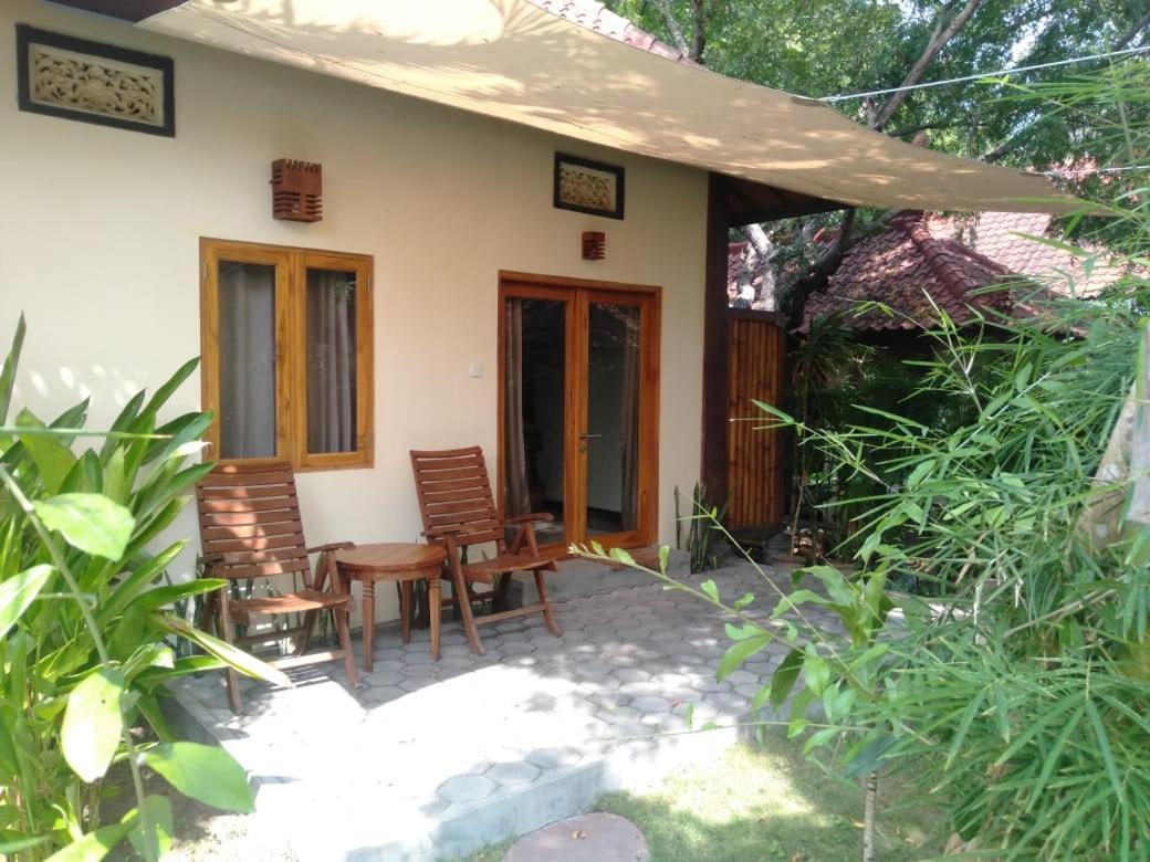 Batu Ampar Menjangan Hotel Banyuwedang Exterior photo